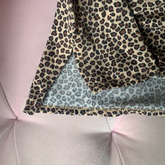 Green Envelope 1x Animal Cowl Neck Top - Picture 5 of 9